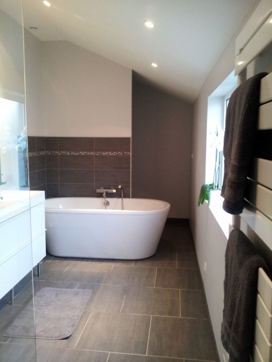 Salle de bain Gris Renovation 201201152213562l